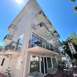 Frida Hotel